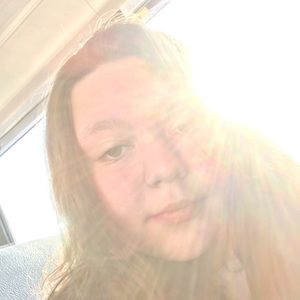 Meet your Posher, Hailey